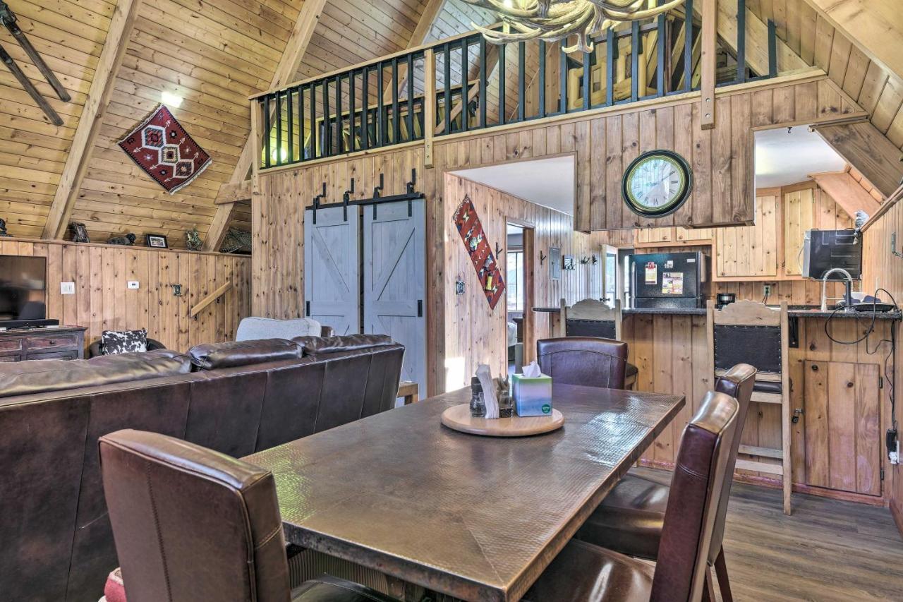 Ski-Inandski-Out Red River Cabin With Mtn Views! ภายนอก รูปภาพ